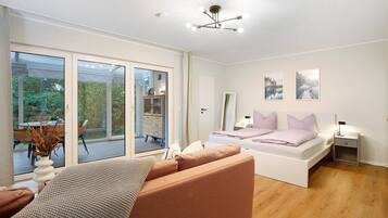 1 habitación, tabla de planchar con plancha, wifi gratis y ropa de cama