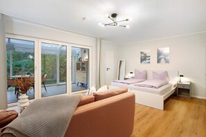 1 habitación, tabla de planchar con plancha, wifi gratis y ropa de cama 