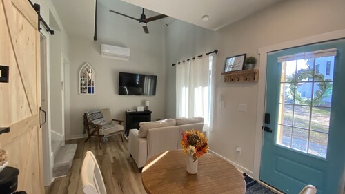 Come, Get Relax & Cozy  @  La Casita by the Pit with SaluSpa Hot tub