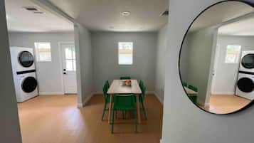 House | 2 bedrooms