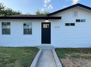 House | 2 bedrooms
