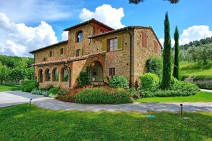 Exterior - Villa Bellostare - Cantagrillo ,Tuscany (Cantagrillo)