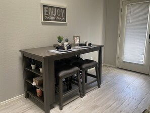 تناول الطعام