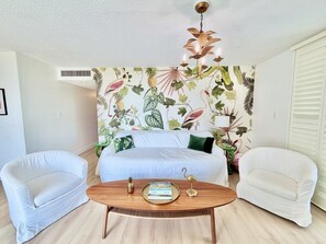 TV - Ocean Oasis at Saturn - Beach Access and Pool (Cocoa Beach)
