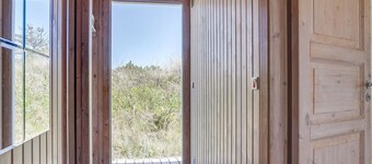 "Kirsten" - 800m from the sea by Interhome