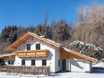 Luxurious chalet in the centre, ski bus nearby