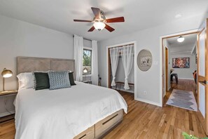 3 Schlafzimmer, Bügeleisen/Bügelbrett, WLAN, Bettwäsche