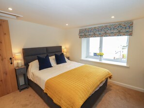 Cottage | 3 bedrooms, individually decorated, individually furnished, free WiFi - Cobble Cottage (Keswick)