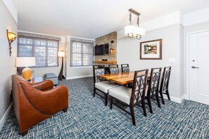 Dining - Marriott's Timber Lodge - Ski-In & Ski-Out - Sleeps 8! (South Lake Tahoe)