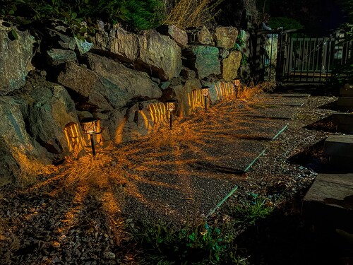 Luxurious retreat beside the picturesque hills