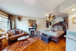 1 soverom, strykejern/-brett, wi-fi og sengetøy