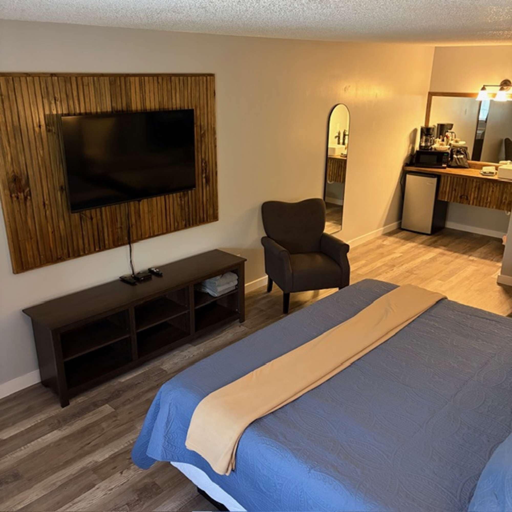 1 bedroom, iron/ironing board, WiFi, bed sheets