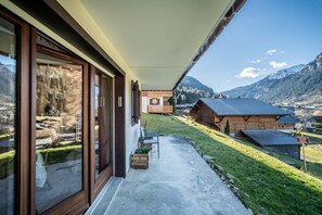 Exterior detail - T3 Chatel Apartment with Mountain View, Private Terrace and Balcony (chatel)
