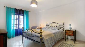 2 Schlafzimmer, Bügeleisen/Bügelbrett, kostenloses WLAN, Bettwäsche