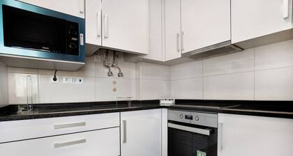 Ferienwohnung 'A O - Apartamento Gâmboa' mit Meerblick, Gemeinschaftsterrasse und WLAN