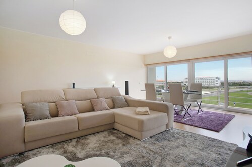 Holiday Home 'A O - Passarelle' with Sea View, Shared Terrace and Wi-Fi