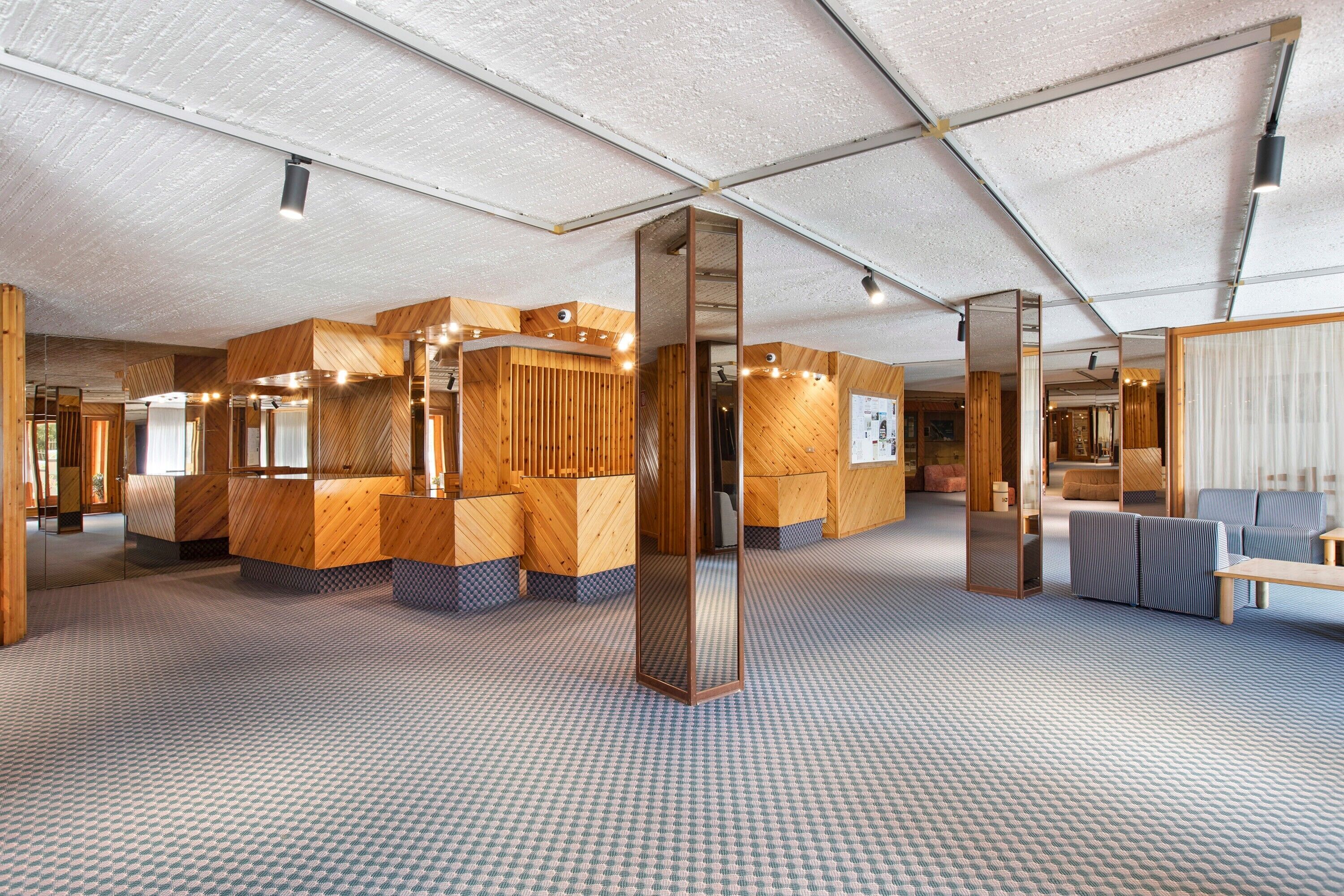 Hall
