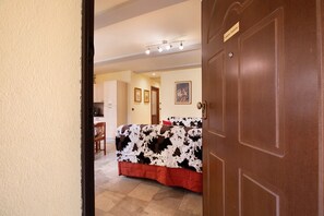 Interior - Holiday Apartment 'Augusta Praetoria' with Mountain View (Aosta)