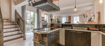 Casa vacanze "Jacuzzi-Sauna Station 7 Laux" con terrazza privata, giardino in comune e Wi-Fi