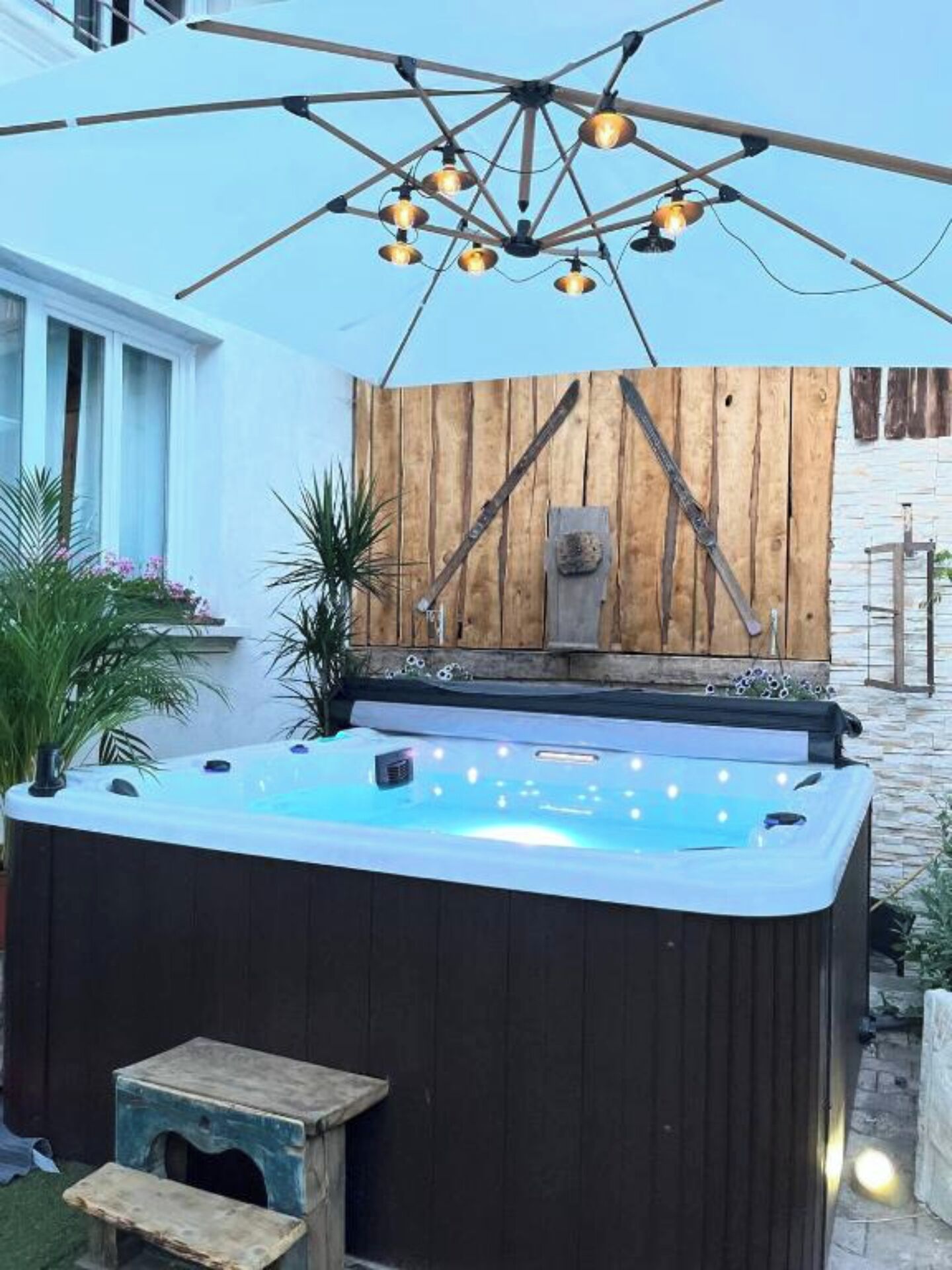 Bain à remous extérieur