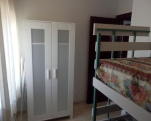 3 chambres, Wi-Fi gratuit, draps fournis
