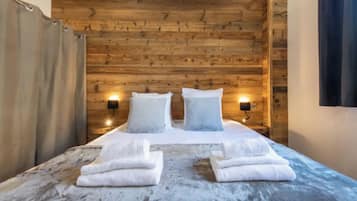 12 slaapkamers, een strijkplank/strijkijzer, gratis wifi, beddengoed