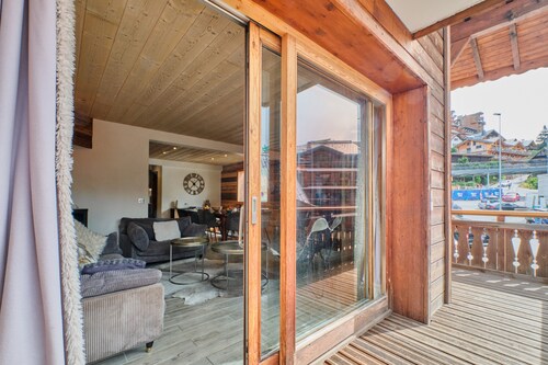 Chalet '1 Sur La Route Du Tour' avec balcon et Wi-Fi