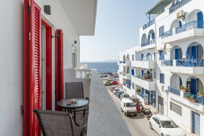 Property grounds - Studio Apartment 'Kleris  2 Tinos' with Sea View, Wi-Fi and Air Conditioning (tinos)