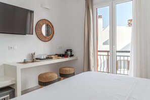 1 chambre, fer et planche à repasser, Wi-Fi gratuit, draps fournis