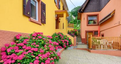 Villa 'Balboa' with Wi-Fi and Air Conditioning