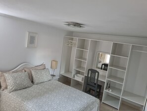 1 Schlafzimmer, Bügeleisen/Bügelbrett, WLAN, Bettwäsche
