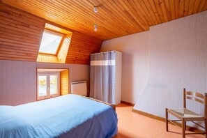 3 bedrooms