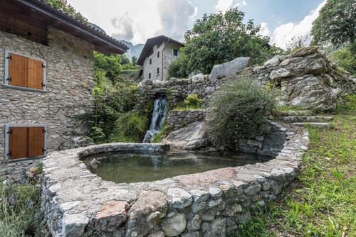 Apartment 'Casa Al Mulino 2' with Mountain View, Shared Garden and Wi-Fi
