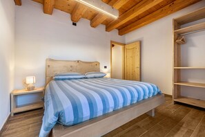 2 habitaciones, wifi gratis y ropa de cama 