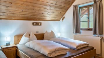 2 bedrooms, free WiFi, bed sheets