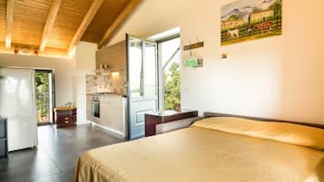4 slaapkamers, een strijkplank/strijkijzer, gratis wifi, beddengoed
