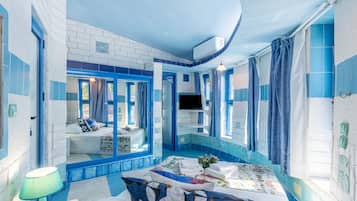 1 habitación, tabla de planchar con plancha, wifi gratis y ropa de cama