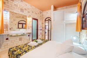 1 Schlafzimmer, Bügeleisen/Bügelbrett, kostenloses WLAN, Bettwäsche