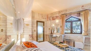 4 habitaciones, tabla de planchar con plancha y wifi gratis