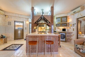 Interior - Country House 'Paco's Resort Luxury House 16' with Sea View, Wi-Fi and Air Conditioning (Paxoi)