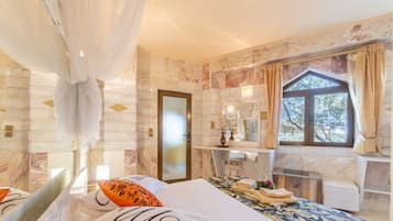 4 slaapkamers, een strijkplank/strijkijzer, gratis wifi, beddengoed