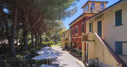 Apartment 'Mare Etrusco 5' with Shared Garden and Wi-Fi