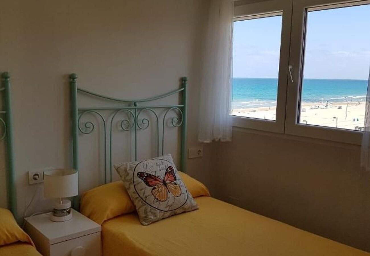 3 camere, ferro/asse da stiro, Wi-Fi gratuito, lenzuola