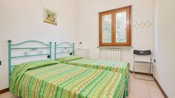 2 bedrooms, free WiFi, bed sheets