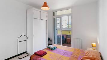 2 chambres, fer et planche Ă repasser, Wi-Fi gratuit, draps fournis