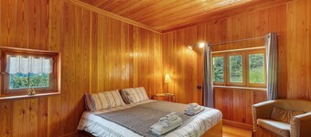 Exclusive Chalet 'La Libellula' with Stunning Mountain Views