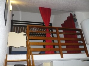 Interior - Apartment 'Azur Sancy Skis Aux Pieds' (Le Mont-Dore)