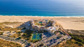 Unclassified image, 2 of 61, button