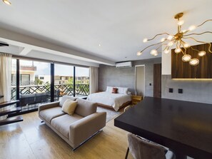 3 Schlafzimmer, Schreibtisch, Bügeleisen/Bügelbrett, Reisekinderbett