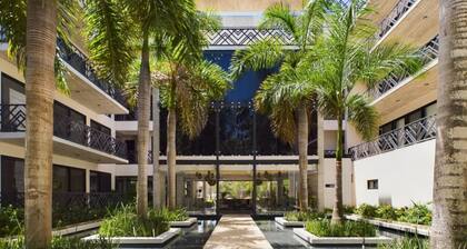 Experience Luxury: Private Plunge Pool, Rooftop Terrace & Fitness Center